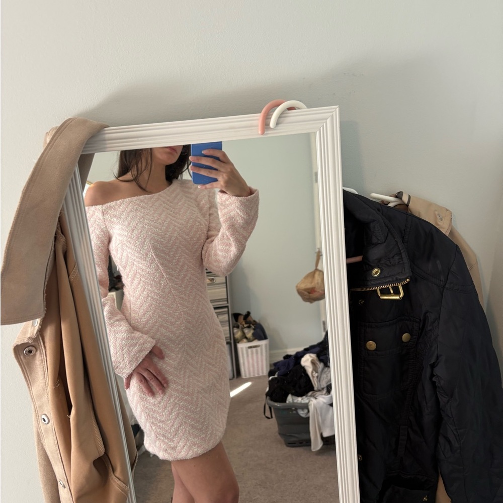 Pink Off-Shoulder Dress - Picture 4 of 5